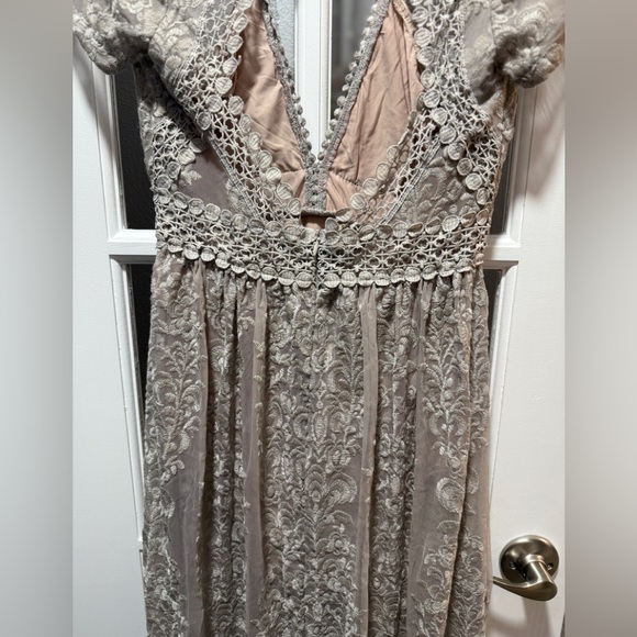 NWOT Olivaceous Sheer Lace Maxi Dress - Picture 11 of 15